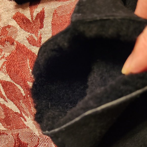 Seude mittens - Picture 3 of 3